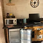 La Chambre Haute, Spa Et Jardin Exterieur A Nimes