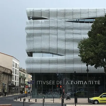 Panzió La Haute Et Son Jardin Dans Les Hauteurs De