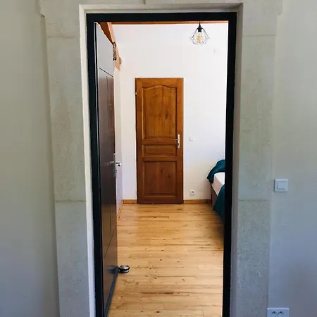 Panzió La Haute Et Son Jardin Dans Les Hauteurs De