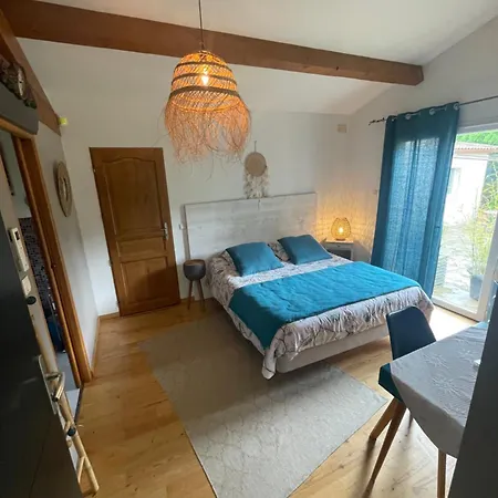 Panzió La Haute Et Son Jardin Dans Les Hauteurs De 4*