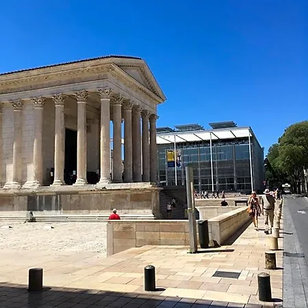 La Haute, Sa Kitchenette, Son Et Son Jardin à 4* Nîmes