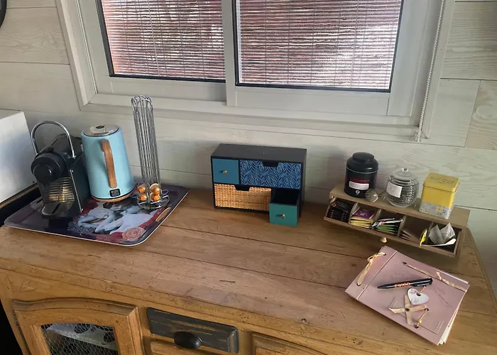 Bed & Breakfast La Haute, Son Et Son Jardin A